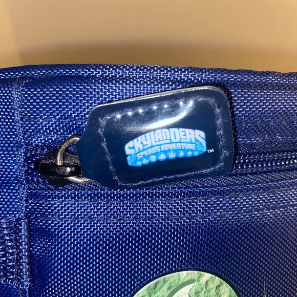 Skylanders Carrying Case - Picture 4 of 7